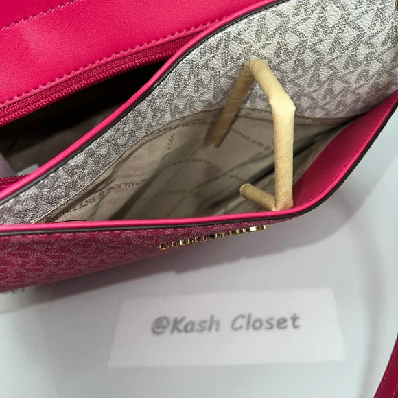 COPY - Michael Kors Shoulder Bag Xchain Jet Set LG Color-Block Logo Tote Electr… - Picture 10 of 11